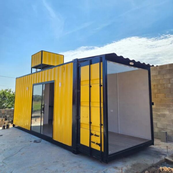 Oficina Modular de 18m² con Aseo y Despensa – Totalmente Equipada