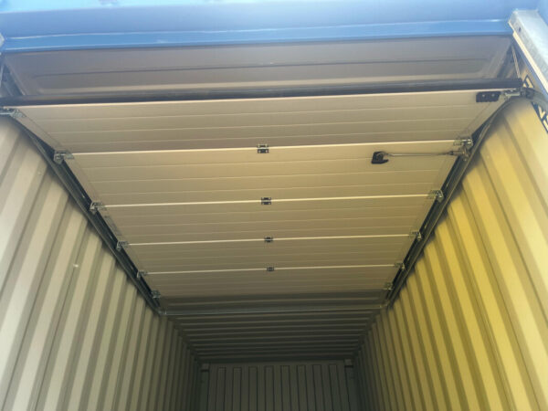 11-5-1.jpeg Garaje contenedor 20'HC con puertas seccionales Hörmann