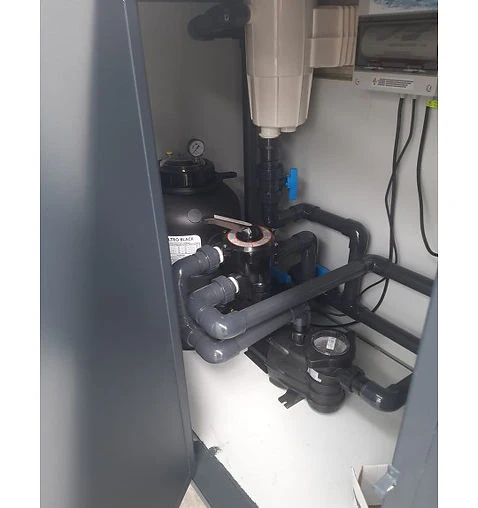 Contenedor de piscina móvil