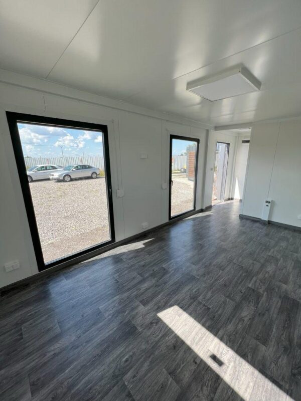 Contenedor Habitable 700×300 cm con Baño