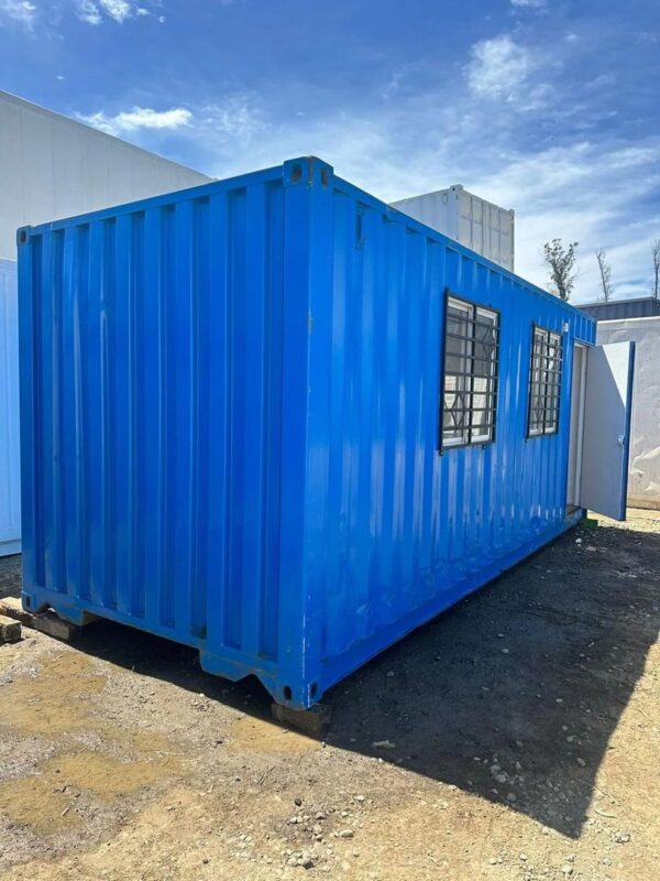 Contenedor de Oficina de 20 Pies Totalmente Equipado