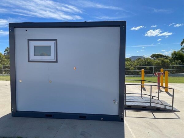 Sanitario portátil accesible para personas con discapacidad