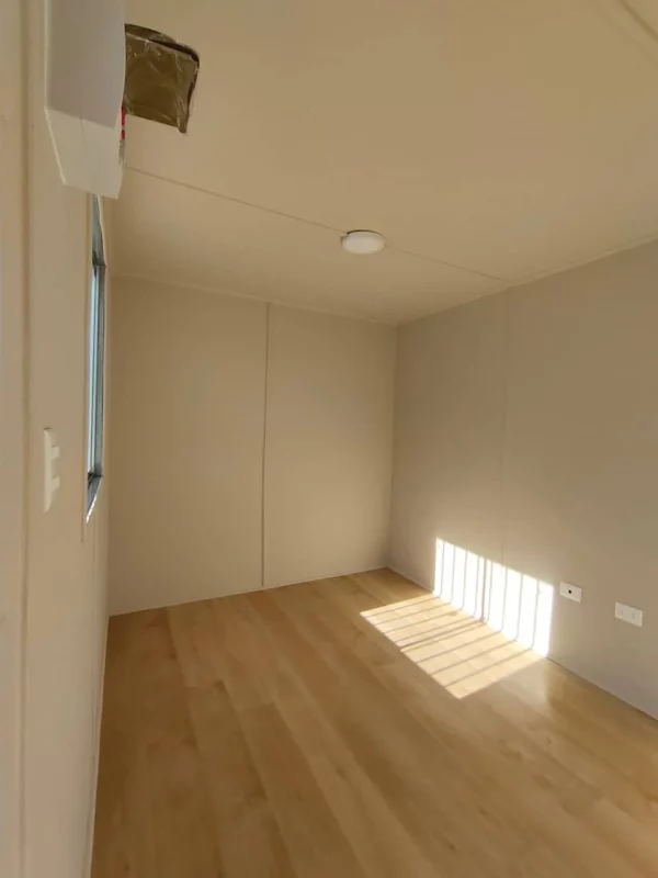 5-17-1.webp Módulo Oficina con baño 20 pies