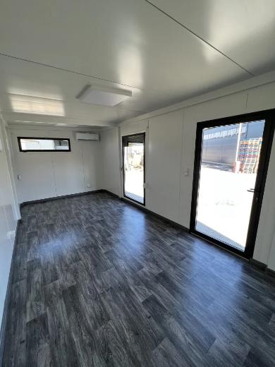 Oficina Modular de 800 x 300 cm con Ducha