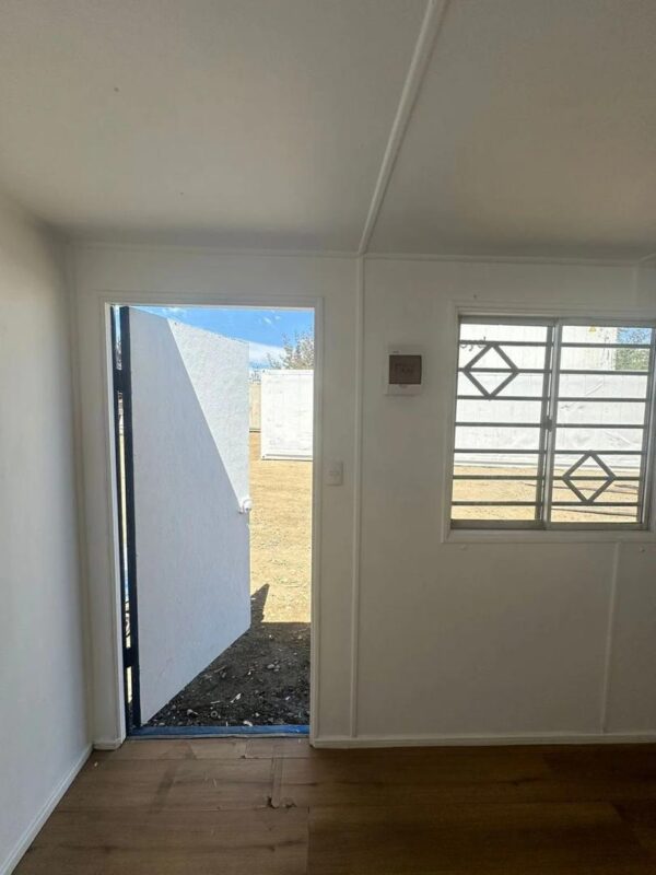 Contenedor de Oficina de 20 Pies Totalmente Equipado