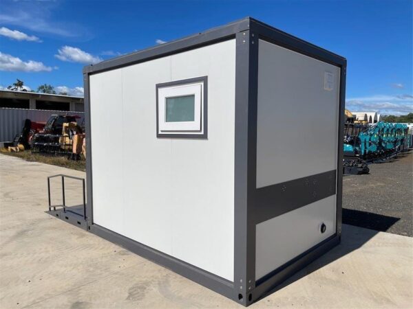 Sanitario portátil accesible para personas con discapacidad